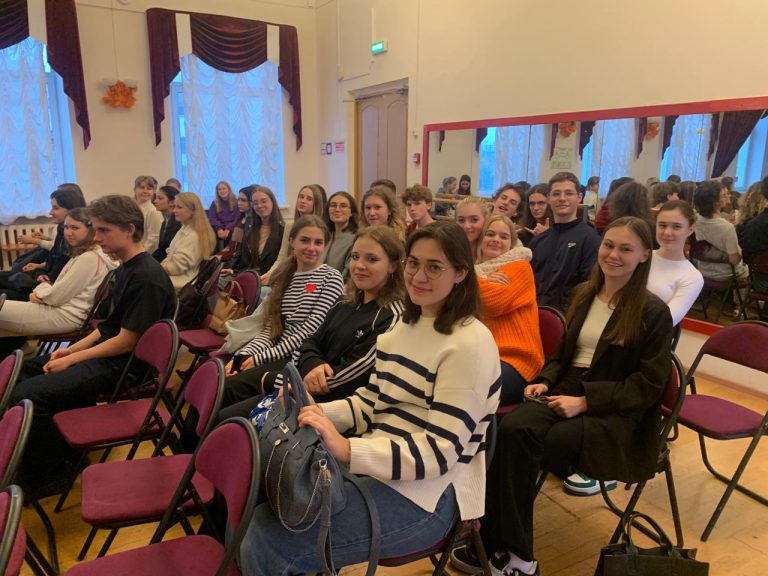 Стартовали занятия сборной Москвы по французскому языку